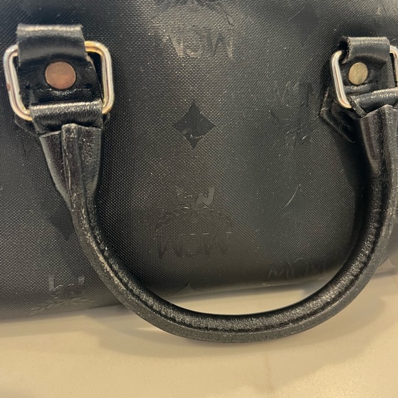 MCM leather mini bag vintage. - Picture 4 of 6